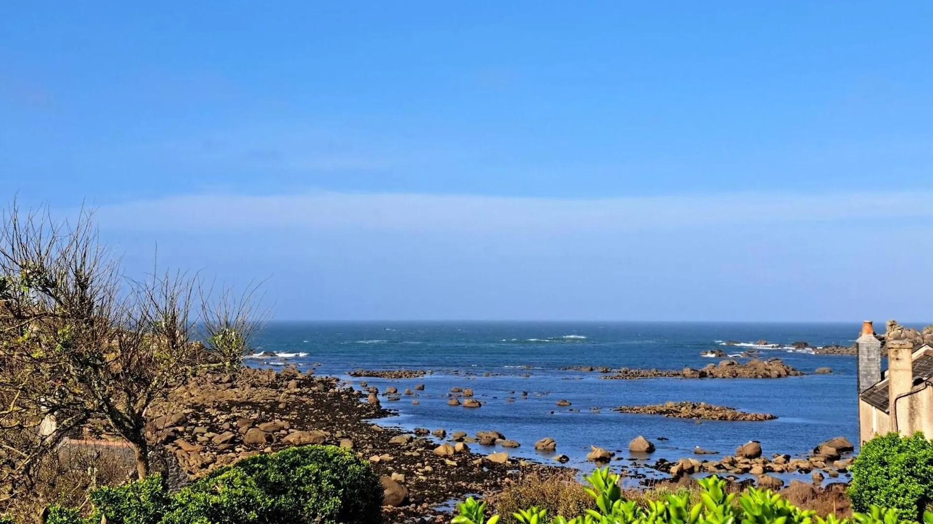 Holiday home Semi-Detached House With Sea Views, Porspoder